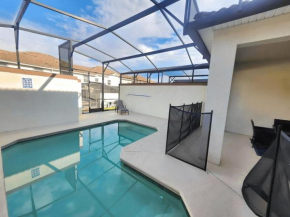 1561- 4bd/3ba Champions Gate W/ Private Pool